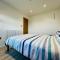 2 bedroom Scratby chalet holiday park close to beach