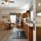 Comfy Cottage: Minutes from Main St, Private Yard