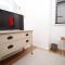 Coastal penarth dream! Close to Cardiff superb location near bars and restaurants! Dog friendly and welcome breakfast pack!