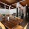 Upscale Spacious Chalet w Hot Tub Laurentians, QC! - Prévost