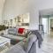 North San Diego Retreat with Deck, Fire Pit Table! - إسكونديدو