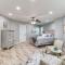 North San Diego Retreat with Deck, Fire Pit Table! - إسكونديدو