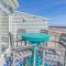 Salt and Light Oceanfront Condo with Pool and Elevator - أوشن إيسل بيتش