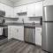 Landing Modern Apartment with Amazing Amenities ID1803X75 - Homewood