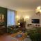 Villa Lia - Apartment in Villa with private garden and Pool