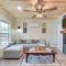 2 Mi to Dtwn Chic Waco Studio with Fire Pit!
