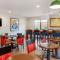 Comfort Suites Whitsett - Greensboro East