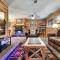 The Eagles Nest Mountain Cabin Gatlinburg