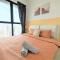 Urban Simplicity Suite, 5 Pax, 2 Car Parks at Urban Suites Georgetown by SuperStay - 日落洞