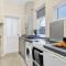 Inspira Stays - Stylish Modern 2 Bedroom House - 7 Mins from M1 - Free Parking - Wifi & Smart TV - Leicester