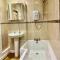 Kookaburra lodge