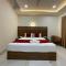 Hotel Deepakam Inn