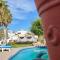 Hill House Mazatlan - Bed & Breakfast