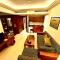 King Suites Hotel
