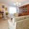 Lovely Home In Capezzano With Kitchen