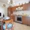Lovely Home In Capezzano With Kitchen