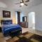 Cozy Latitude home with pool - 嘉年