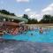 Chalet 14 met airco familiecamping de Tien Heugten Schoonloo Drenthe