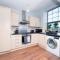 3 bed apartment, centre of Rochdale - Rochdale