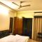 EM Home Stay @ Near Tughlakabad Metro Station - New Delhi