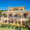 Beachside villa with panoramic sea views
