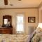 Hudson Manor Bed & Breakfast