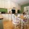 Charming Country Cottage - Selborne