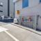 The CityScape Apartment with Wi-Fi and Balcony - Auckland