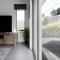 Modern Delight: Cosy Home with Parking - Invermay