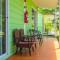 Crazy Mojito Restaurant & Bungalow