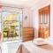 Ilios Country house