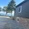Elite Upper Deck Suites l Lake front with hot tub