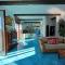 Redeas House