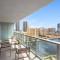 Infinite View, Balcony with Gym and Amazing Pool - Hallandale Beach