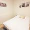 Spacious 3BD Penthouse with Rooftop & Parking - Kefar Naẖaman