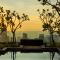 HausReserv at Paramount Midtown Hotel - Infinity Pool with Burj Khalifa View - Luxury Apartments - Dubaj