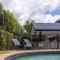 4BR German style Villa w Pool Eight Mile Plains - Brisbane