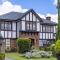 4BR German style Villa w Pool Eight Mile Plains - Brisbane