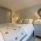 Cherry Tree Cottage GB 4