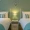 Cherry Tree Cottage GB 4