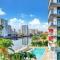 Oasis with Inspiring Views, Amazing Pool and Gym - Hallandale Beach