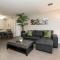 Hollywood 1Bed Apt w Rooftop pool & Panoramic View - لوس أنجلوس