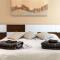 Cozy 3BD Seaside Apartment! WiFi and Great Location!