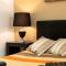 Cozy 3BD Seaside Apartment! WiFi and Great Location!
