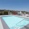 Hollywood 1Bed Apt w Rooftop pool & Panoramic View - لوس أنجلوس