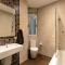 Cozy 3BD Seaside Apartment! WiFi and Great Location!