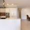 Cozy 3BD Seaside Apartment! WiFi and Great Location!