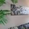 Hollywood 1Bed Apt w Rooftop pool & Panoramic View - لوس أنجلوس