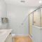 Windward Point 109
