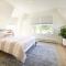 Renovated 4BR Beach House Near Pine Point